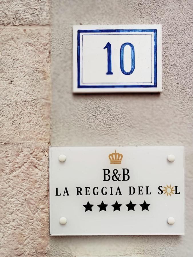 B&B La Reggia Del Sol Трани Экстерьер фото