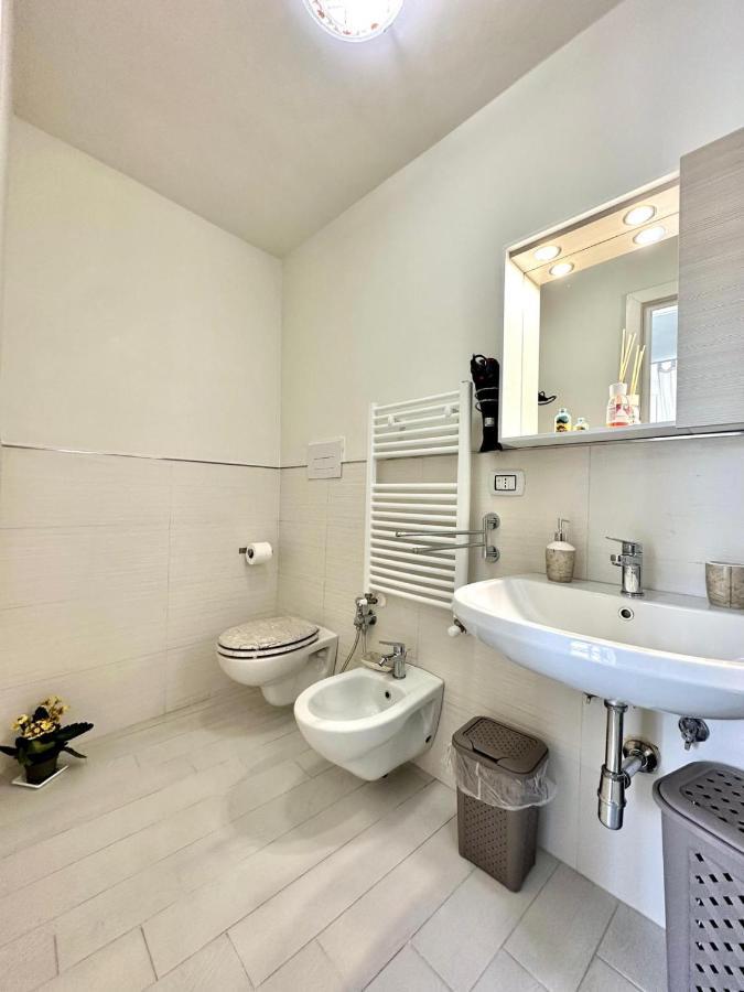 B&B La Reggia Del Sol Трани Экстерьер фото